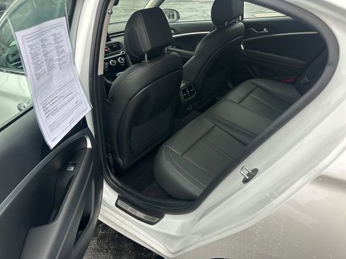 Used 2020 Genesis G70 2.0T image 27