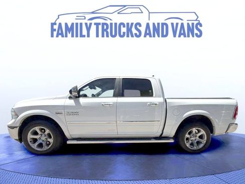 Used 2016 RAM 1500 Laramie w/ Convenience Group AWD/4WD image 2