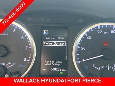 Used 2019 Toyota Highlander Plus AWD/4WD image 29