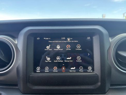 Used 2023 Jeep Gladiator Sport AWD/4WD image 24
