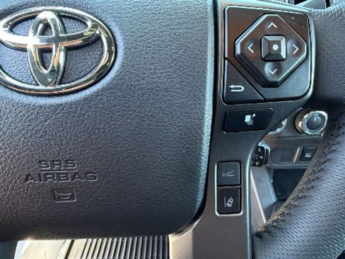 Certified 2023 Toyota Tacoma TRD Off-Road image 20