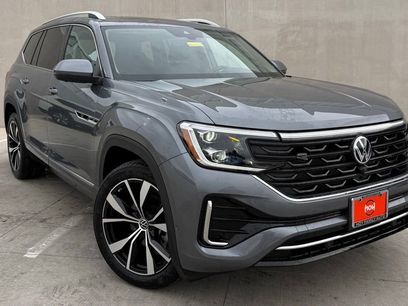 Certified 2025 Volkswagen Atlas SEL Premium R-Line