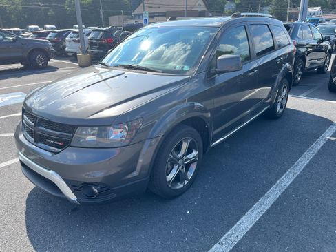 Used 2017 Dodge Journey Crossroad w/ Popular Equipment Group AWD/4WD image 21