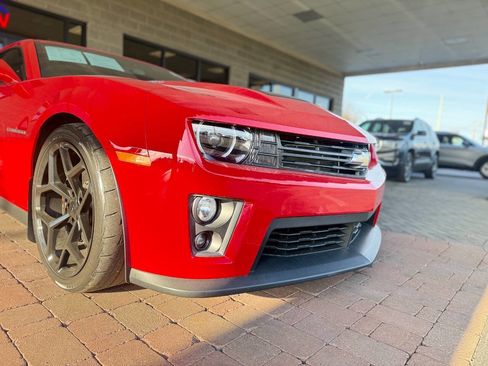 Used 2013 Chevrolet Camaro ZL1 image 22
