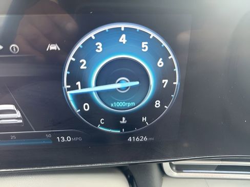 Used 2024 Hyundai Elantra SEL FWD image 22