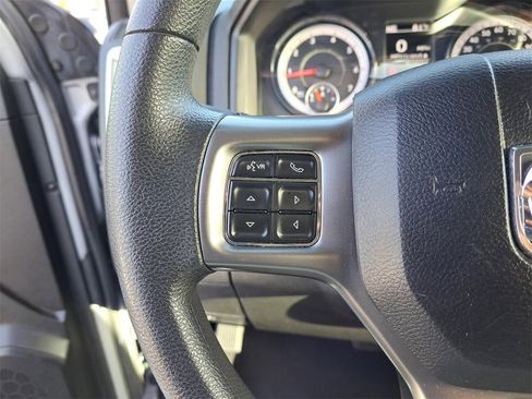 Used 2024 RAM 1500 Classic SLT image 20