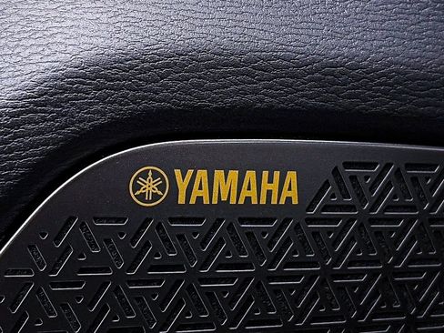 New 2026 Mitsubishi Outlander SE image 9