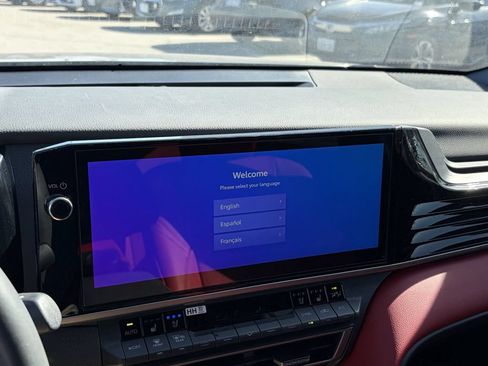 Used 2023 Toyota Camry LE FWD image 8