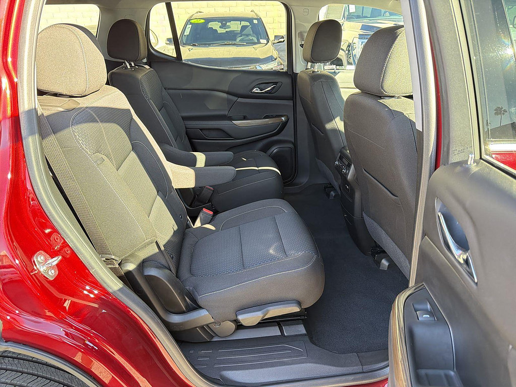 Used 2023 GMC Acadia SLE FWD image 25