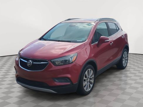 Used 2019 Buick Encore Preferred FWD image 1