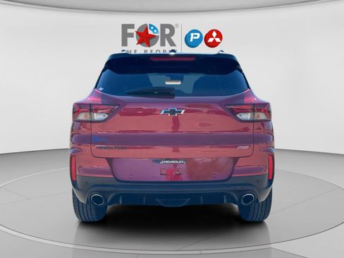 Used 2021 Chevrolet TrailBlazer RS w/ Technology Package image 4