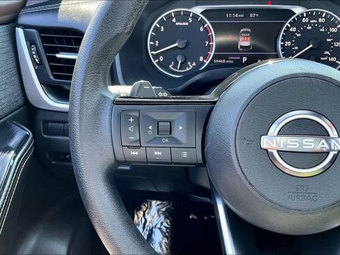 Certified 2023 Nissan Rogue SV FWD image 11