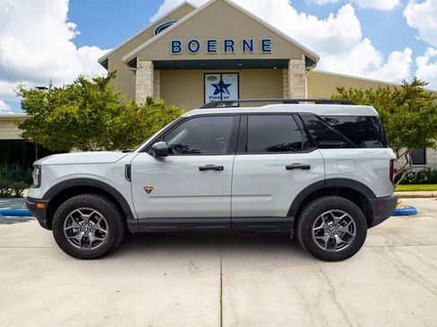Used 2023 Ford Bronco Sport Badlands AWD/4WD image 2