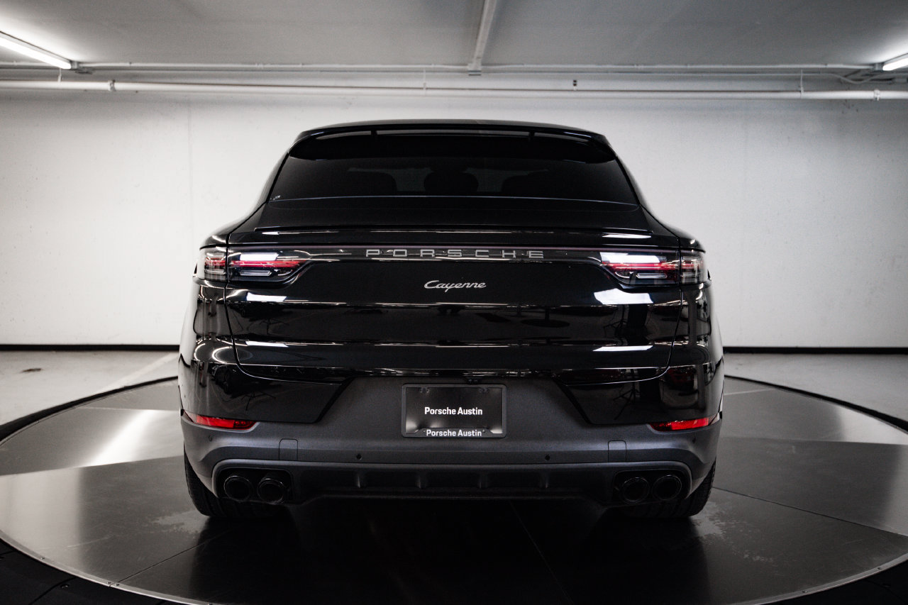 Certified 2023 Porsche Cayenne Coupe AWD/4WD image 5