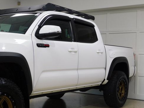 Used 2019 Toyota Tacoma TRD Pro image 19