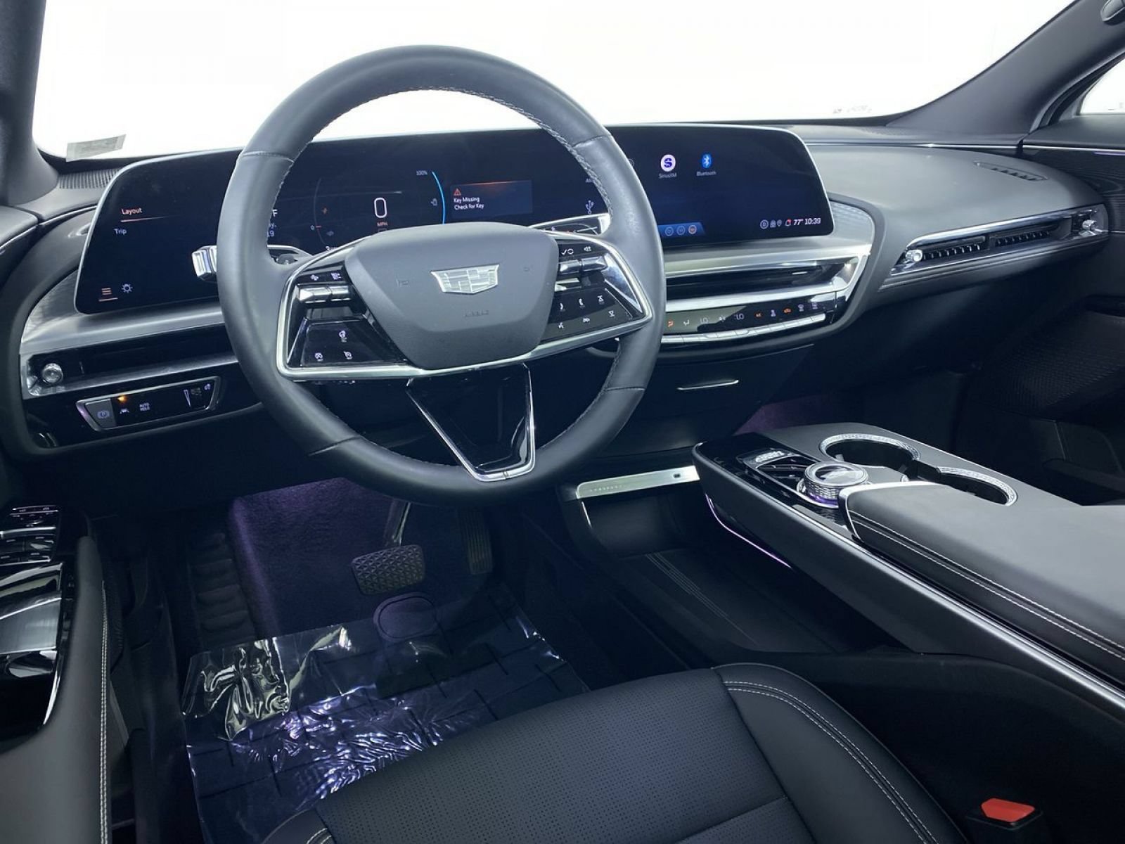 Certified 2024 Cadillac Lyriq Sport AWD/4WD image 2