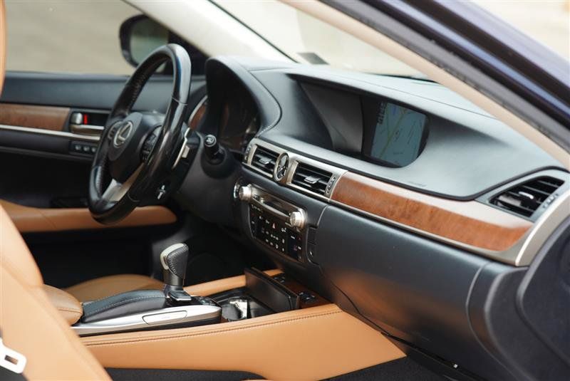 Used 2018 Lexus GS 350 AWD w/ Premium Package image 65