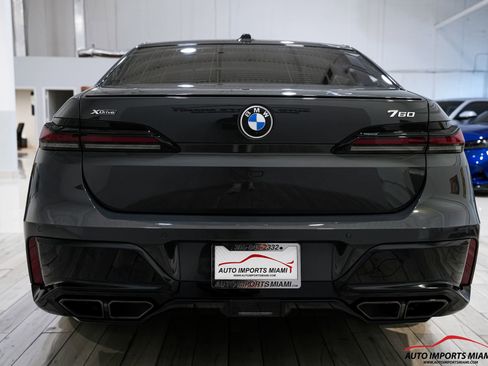 Used 2023 BMW 760i xDrive w/ Executive Package AWD/4WD image 21