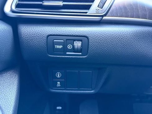 Used 2019 Honda Accord EX image 17
