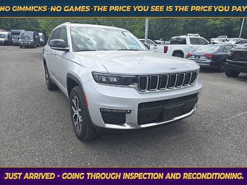 Used 2023 Jeep Grand Cherokee L Limited AWD/4WD image 1