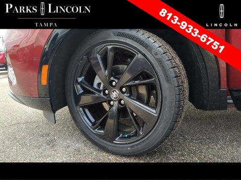 Used 2022 Buick Envision Essence w/ Technology Package II AWD/4WD image 34