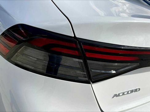 New 2025 Honda Accord SE image 14