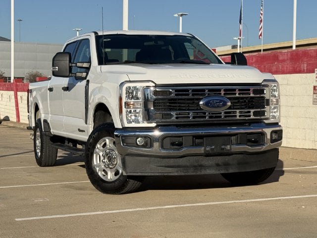 Used 2025 Ford F250 XLT w/ FX4 Off-Road Package AWD/4WD image 2