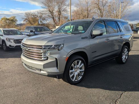 Used 2024 Chevrolet Tahoe High Country image 5