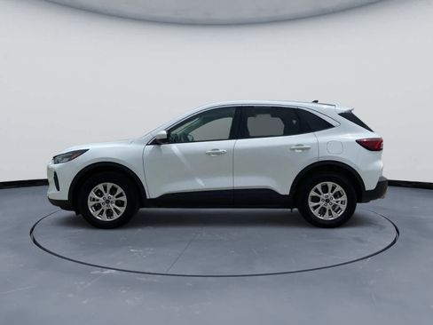 Used 2023 Ford Escape Active w/ Tech Pack #2 AWD/4WD image 11