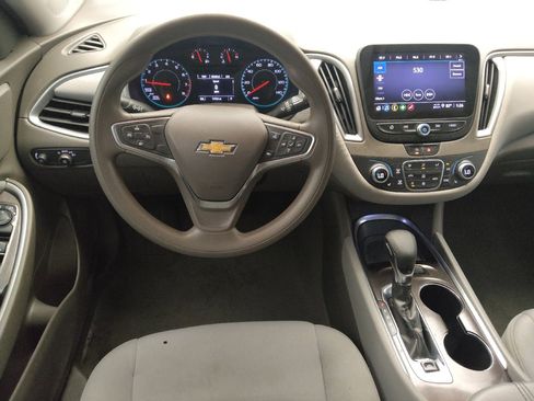Used 2022 Chevrolet Malibu LT FWD image 22