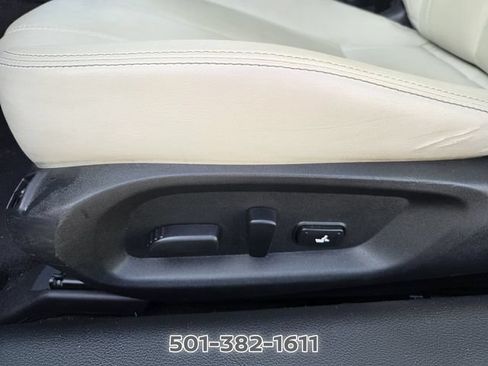 Used 2017 INFINITI Q60 3.0t w/ Premium Plus Package 3.0T RWD image 17