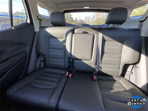 Used 2024 GMC Terrain Denali w/ Denali Premium Package image 18