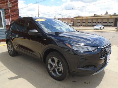 New 2026 Ford Escape ST-Line w/ Tech Pack #1 AWD/4WD image 12