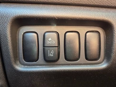 Used 2024 Mitsubishi Outlander Sport ES AWD/4WD image 16