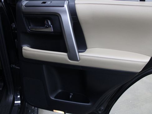 Used 2021 Toyota 4Runner SR5 image 24