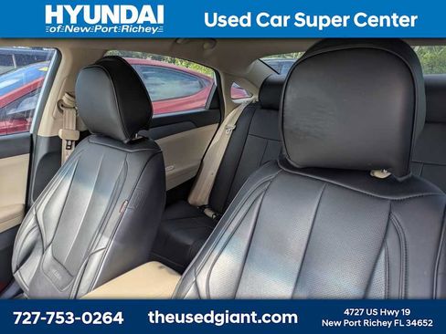 Used 2017 Hyundai Sonata SE FWD image 3
