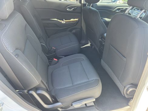 Used 2022 GMC Acadia SLE w/ Driver Convenience Package AWD/4WD image 19