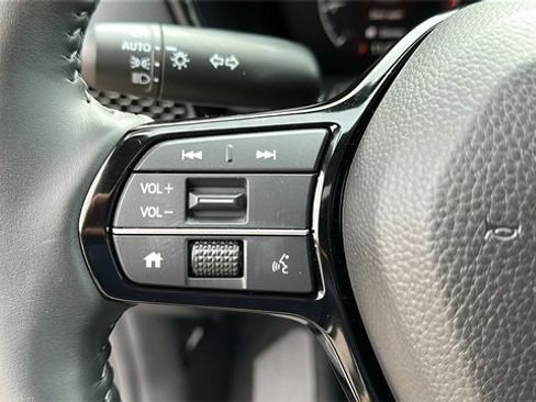 Used 2025 Honda CR-V EX-L image 13