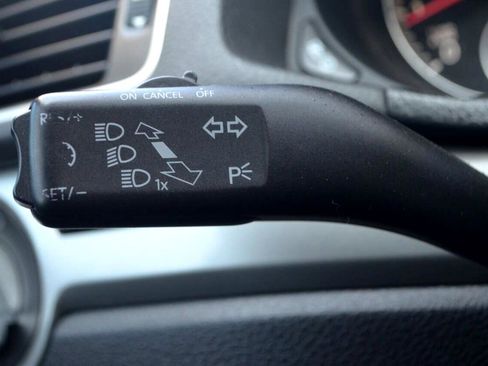 Used 2013 Volkswagen Passat 2.5 S image 33