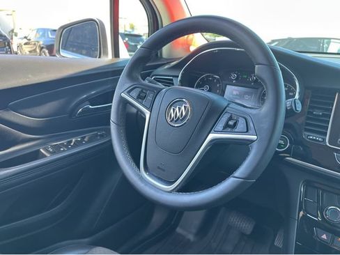 Certified 2021 Buick Encore Preferred FWD image 18