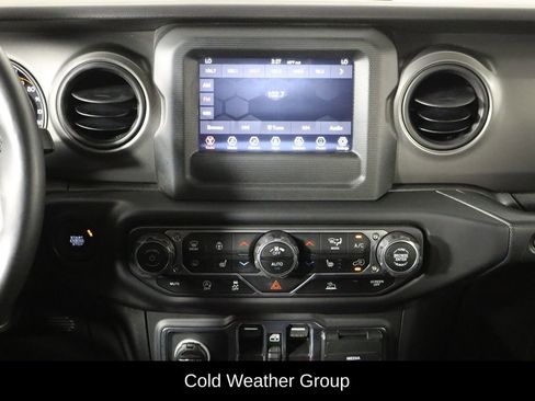 Used 2023 Jeep Wrangler Unlimited Sport AWD/4WD image 7