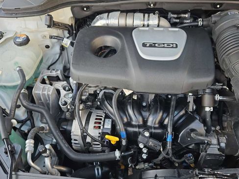 Used 2019 Hyundai Kona Limited image 15