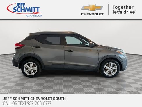 Used 2018 Nissan Kicks S w/ Exterior Electronics Package image 12