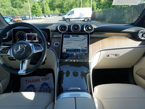 Used 2023 Mercedes-Benz GLC 300 image 17