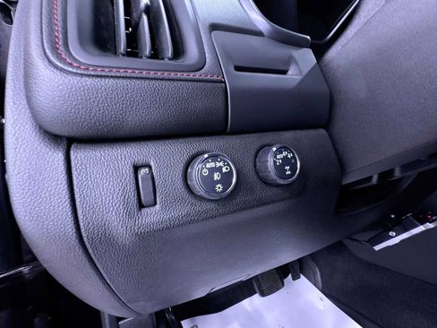 Used 2020 GMC Canyon All Terrain w/ Trailering Package AWD/4WD image 8