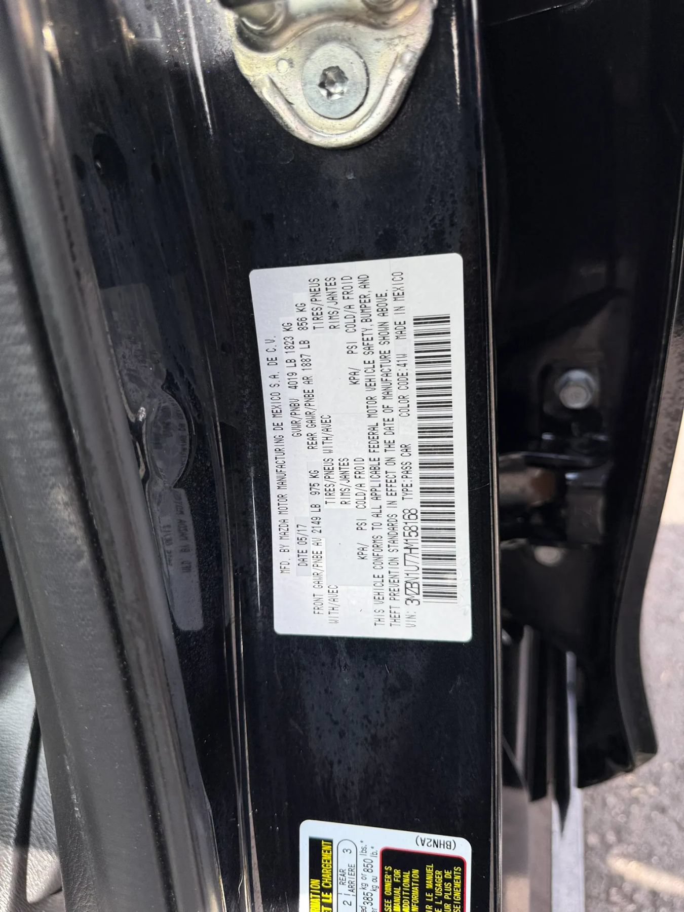 Used 2017 MAZDA MAZDA3 Sport FWD image 40
