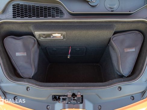 Used 2015 Lamborghini Huracan LP 610-4 image 32