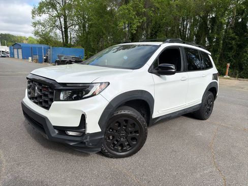 Used 2022 Honda Passport TrailSport image 5