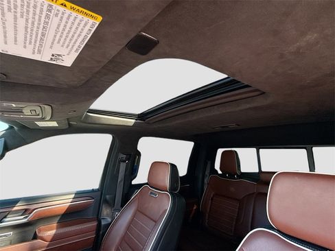 Used 2023 GMC Sierra 1500 Denali Ultimate image 23