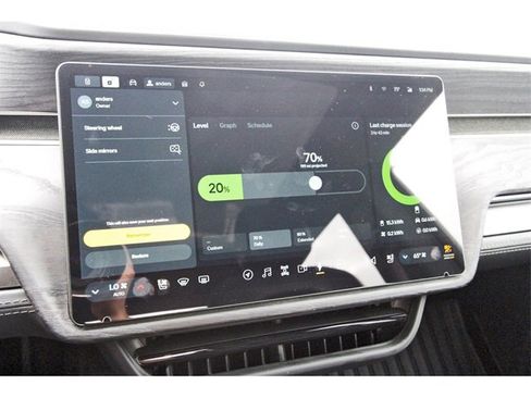 Used 2022 Rivian R1T Adventure image 23